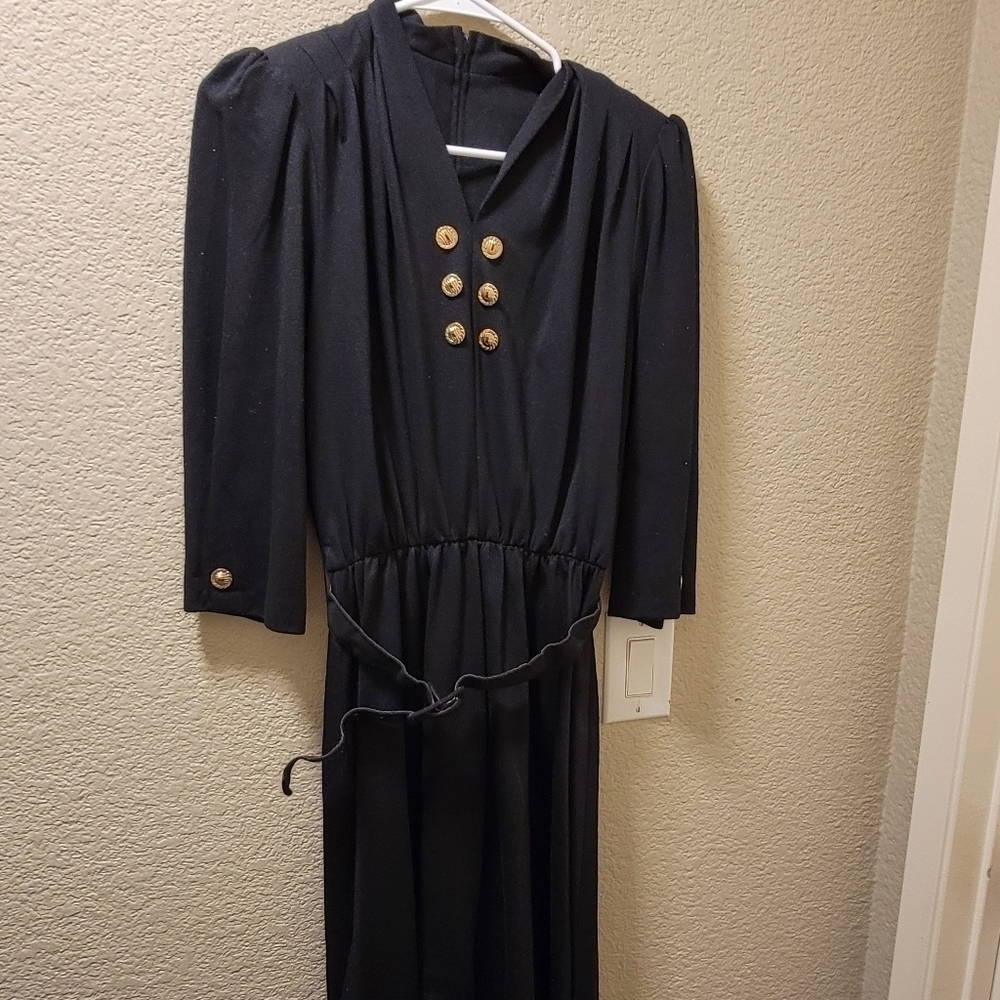 Vintage California looks dress with belt made in the USA